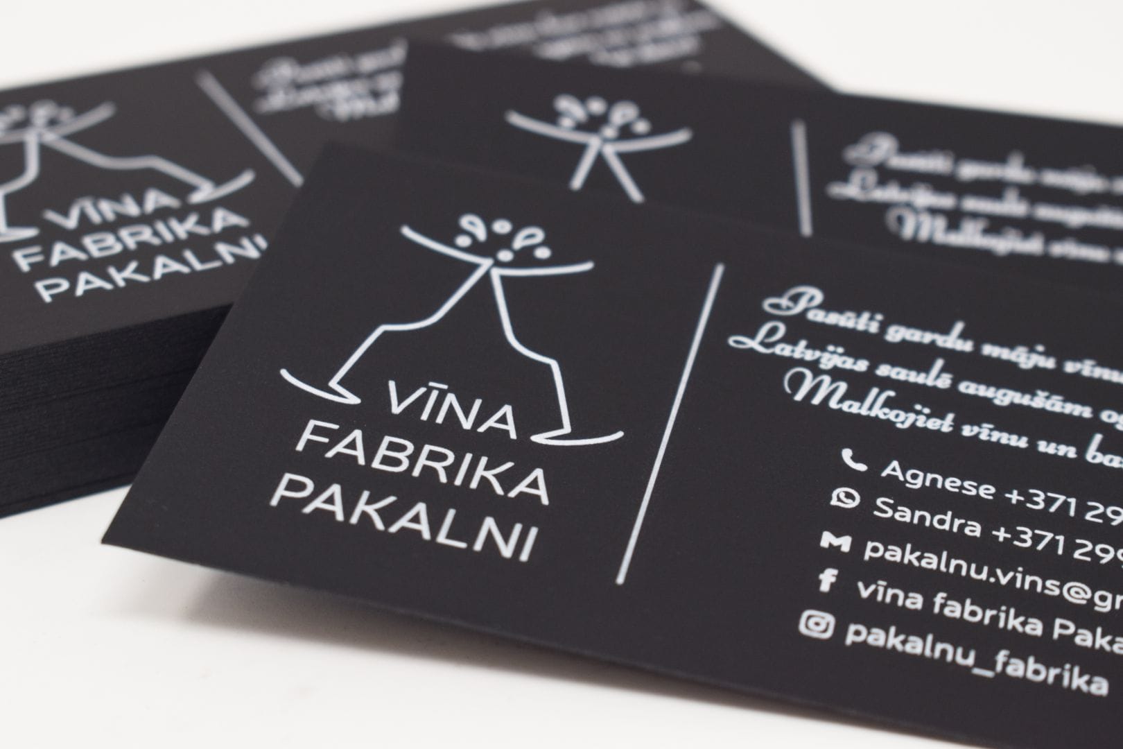 large_387093275804022c8