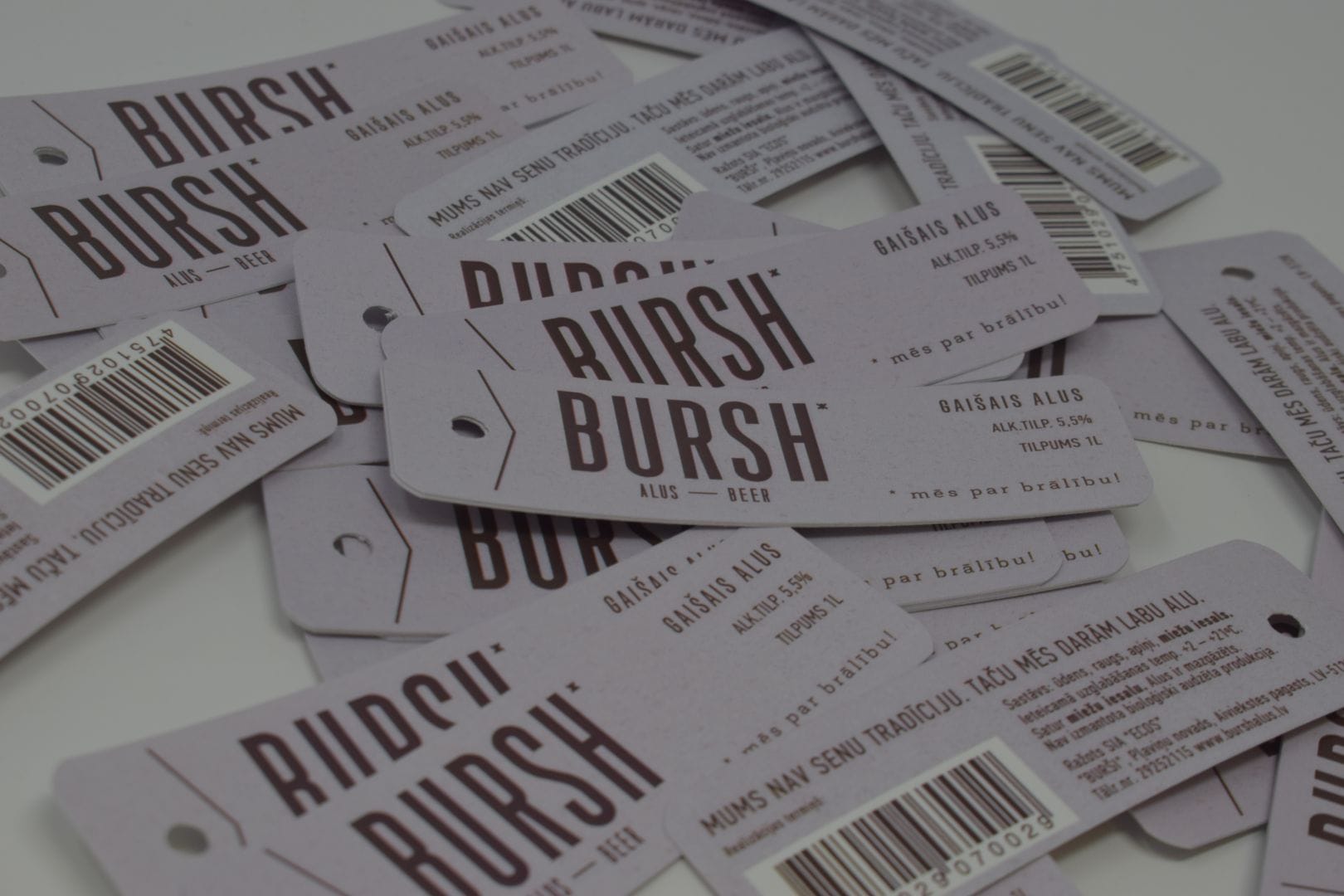 large_661107841f30ae349fa