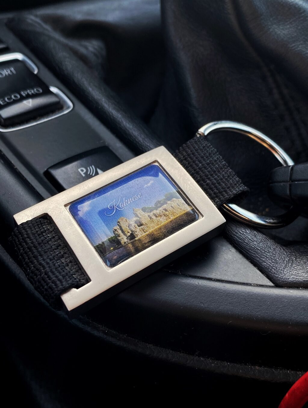 Instagram post from drukasnams. This post is in position 0.