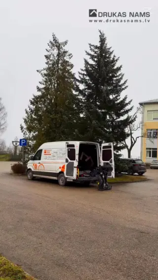 Instagram post from drukasnams. This post is in position 14.